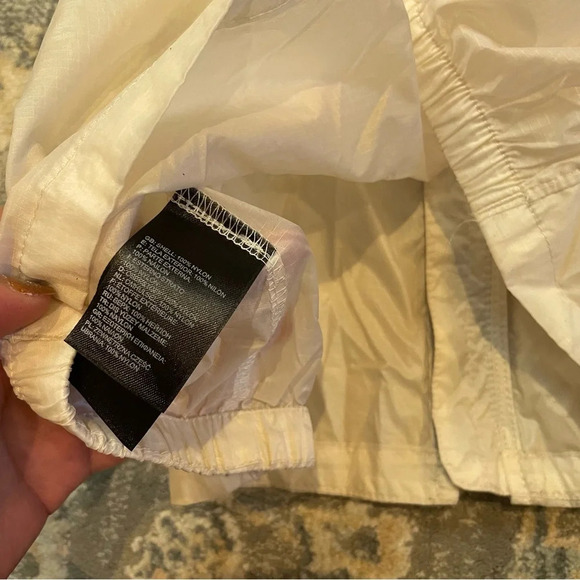 North Face Translucent Hooded Jacket Light Nylon - Picture 4 of 6